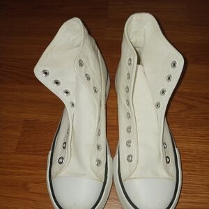 Women's  White Upper Canvas Seaker Shoes Size 7